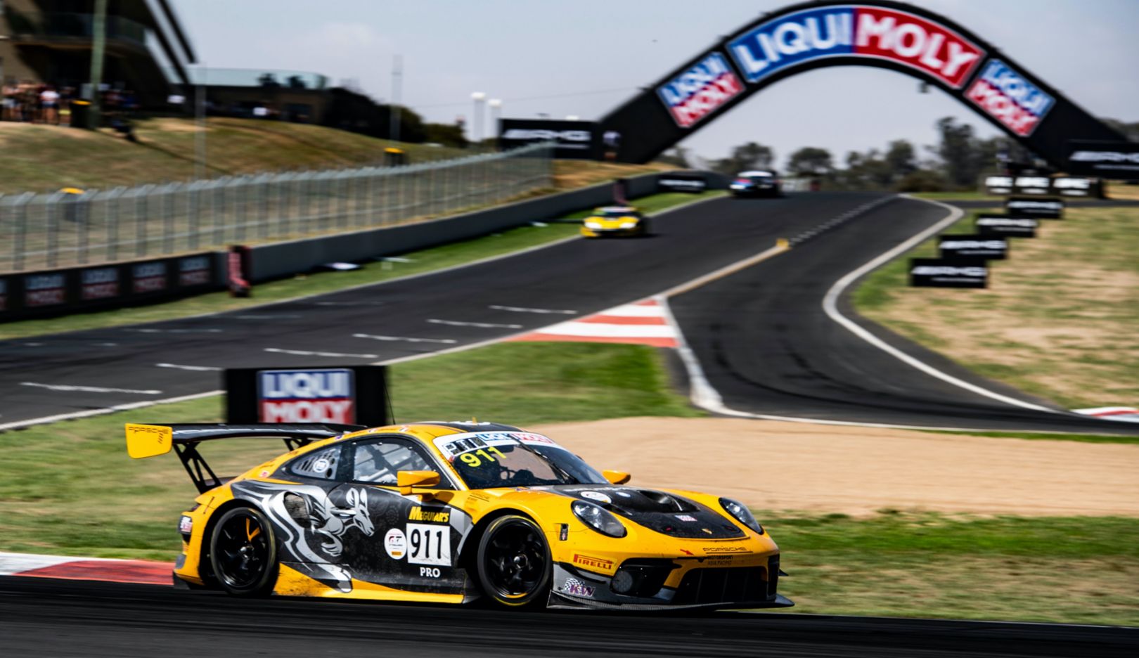 Pro-Am win at Mount Panorama