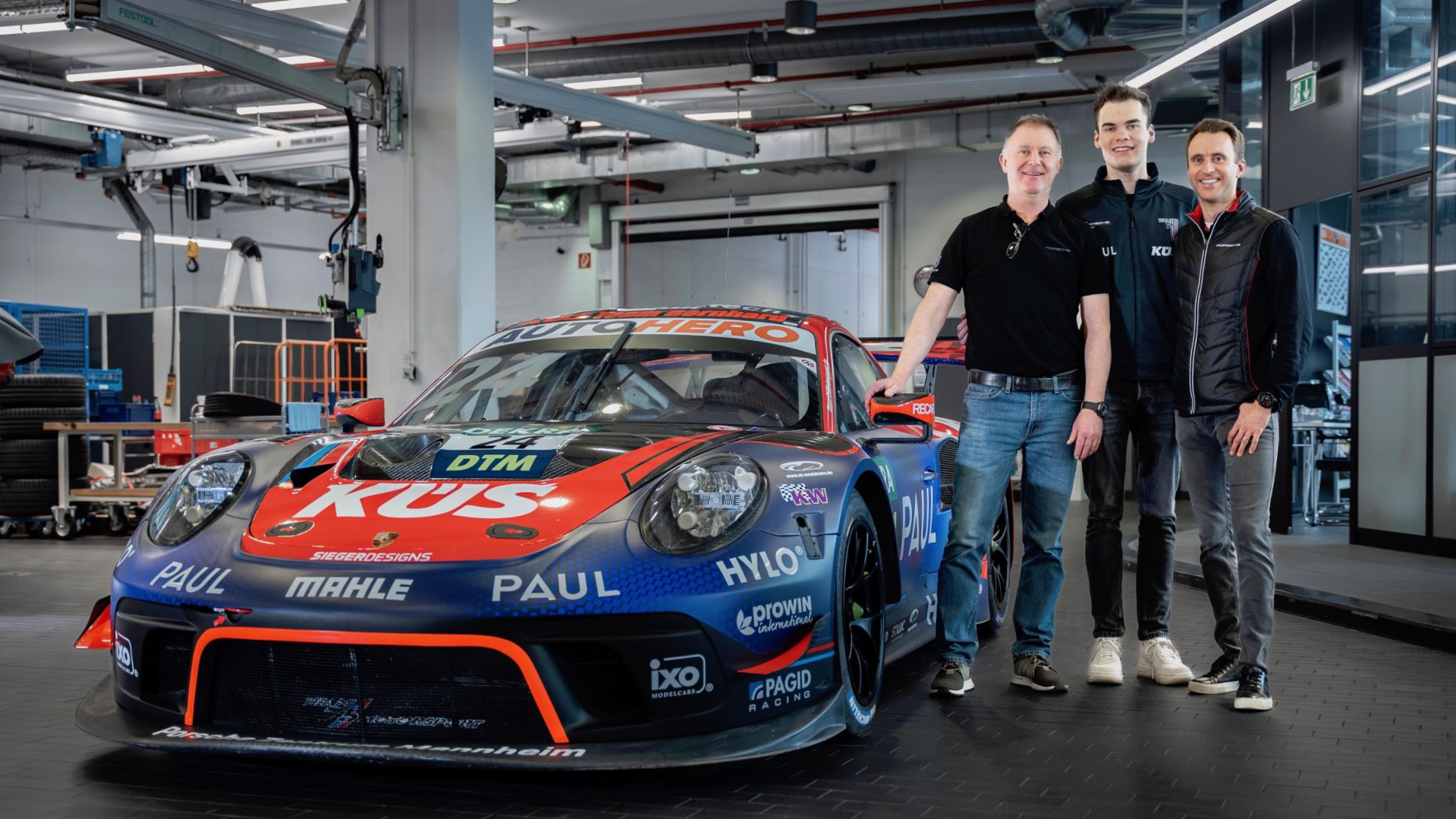 Armin Burger, Laurin Heinrich, Timo Bernhard (l-r), Porsche 911 GT3 R, Porsche Museum, Stuttgart, 2023, Porsche AG