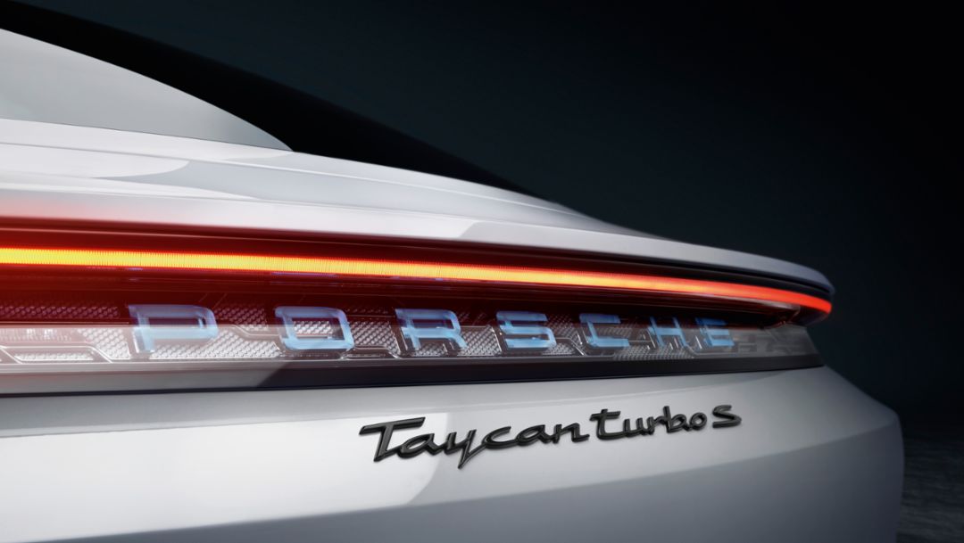Elementos de diseño destacados en el nuevo Porsche Taycan
