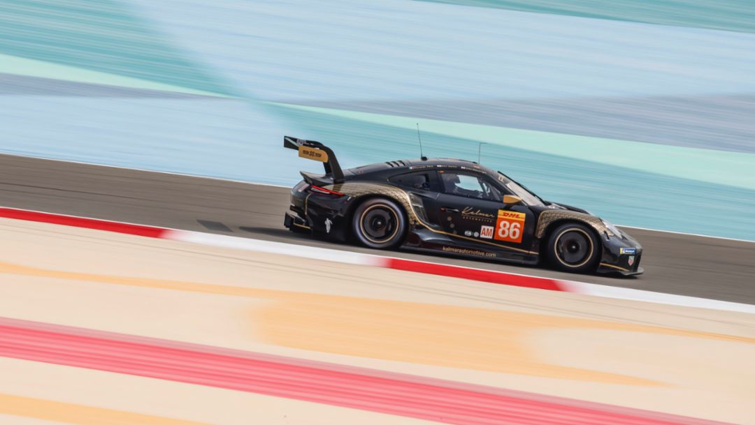 Porsche 911 RSR, GR Racing (#86), Ben Barker (UK), Riccardo Pera (I), Michael Wainwright (UK), FIA WEC, Sakhir (Bahrain), qualifying, 2023, Porsche AG
