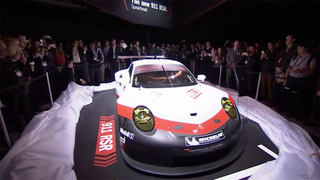 911 RSR, press conference, Los Angeles Auto Show, 2016, Porsche AG