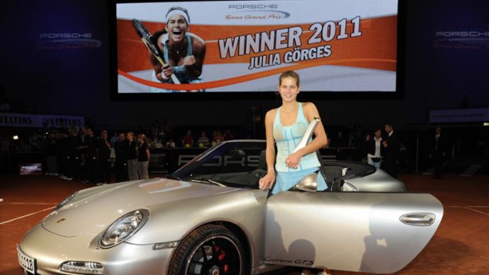 Julia Görges, 911 Carrera GTS Cabriolet, Porsche Tennis Grand Prix, Porsche-Arena, Stuttgart, 2011, Porsche AG