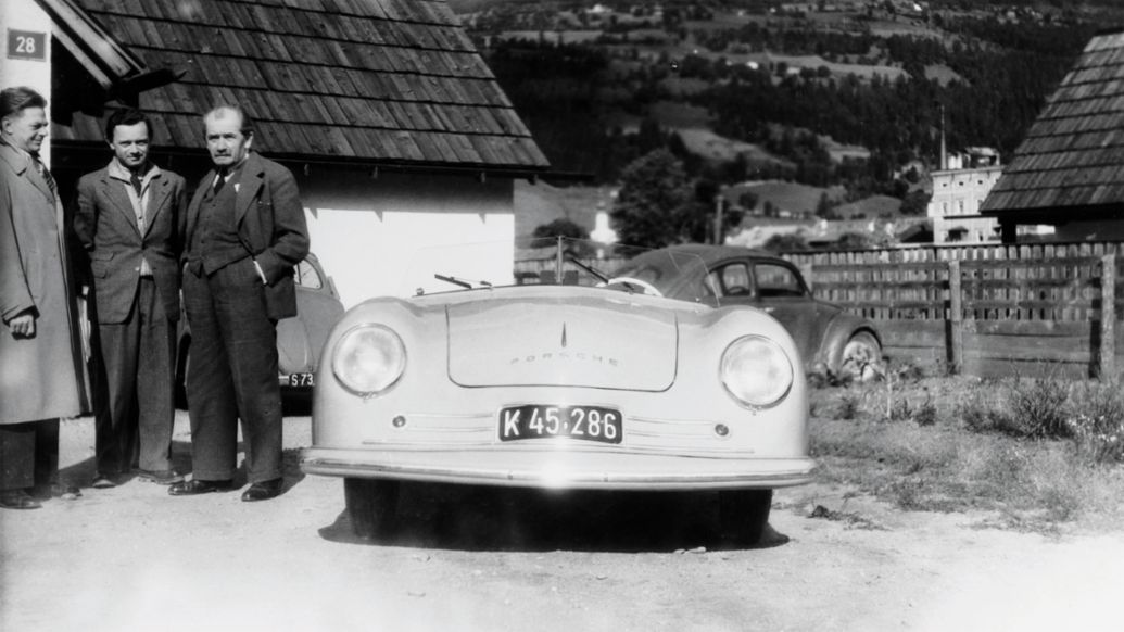 Erwin Komenda, Ferry Porsche, Ferdinand Porsche, l-r, 356 Nr. 1 Roadster, 1948, Porsche Engineering