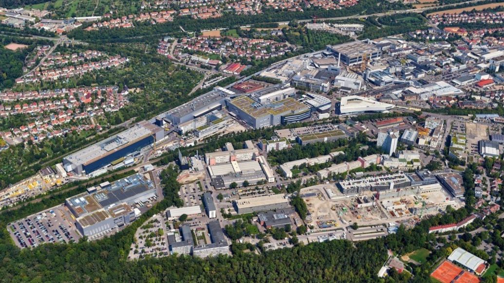 Aerial view of Porsche Leipzig plant, 2021, Porsche AG