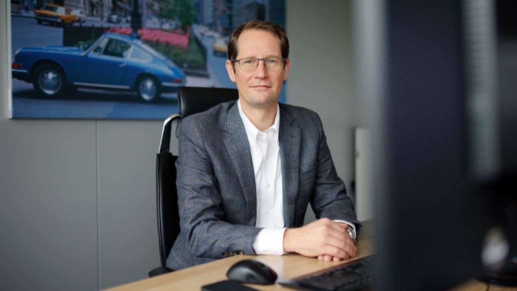 Dr. Marc Rieß, Geschäftsführer und COO bei Porsche Financial Services, 2022, Porsche Consulting