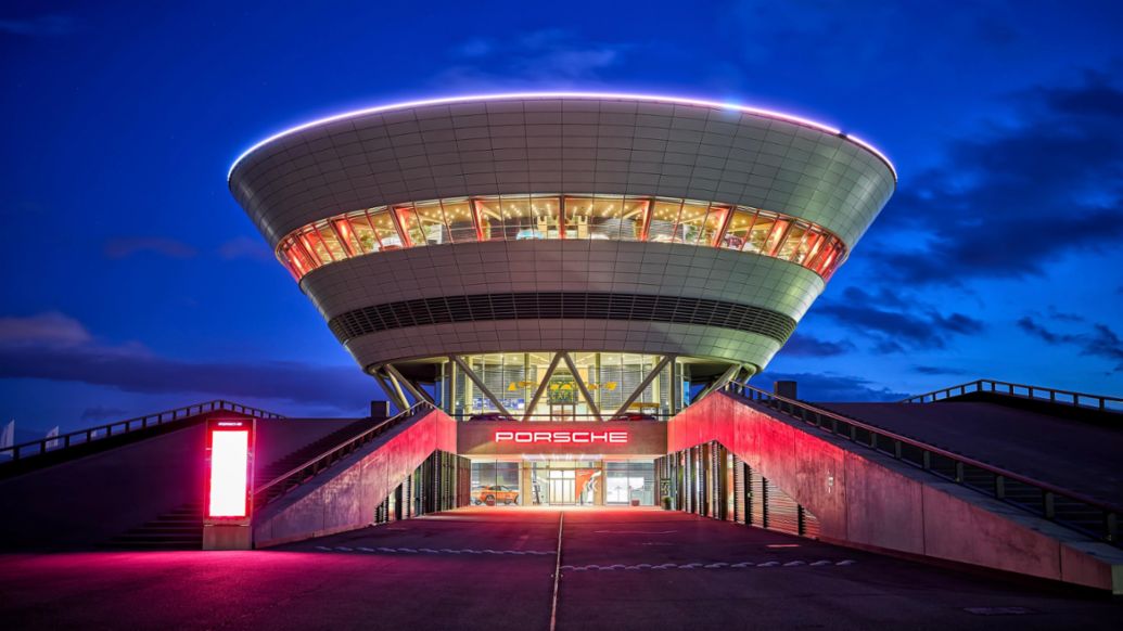 Porsche Experience Center, Leipzig, 2022, Porsche AG