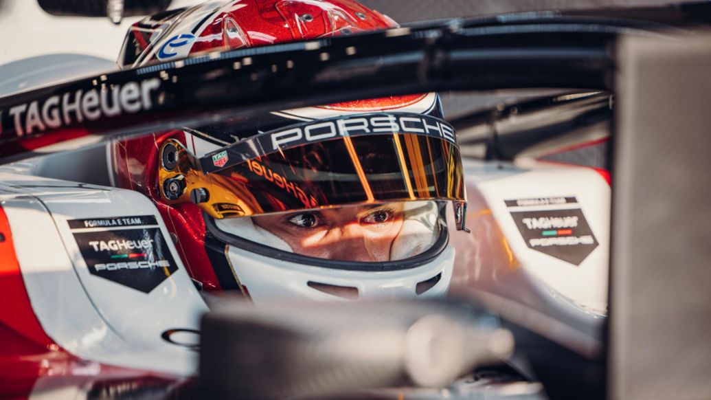 Pascal Wehrlein, Formula E works driver, Porsche 99X Electric Gen3, 2023, Porsche AG