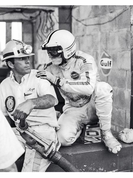 Steve McQueen, r, 1970, Porsche AG 