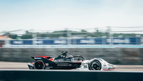 Positive Formula E debut season overall for Porsche