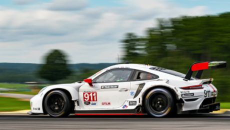 Podium instead of victory for the Porsche 911 RSR in North America