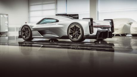 „Porsche Unseen“ gibt Blick auf unveröffentlichte Konzeptfahrzeuge frei 