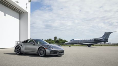 Porsche and Embraer present a duo of sports car and jet