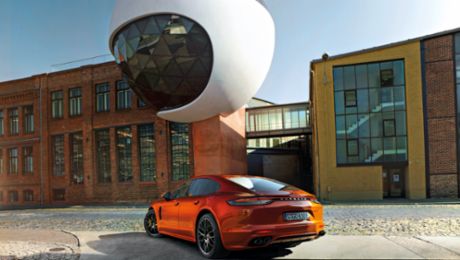 Exploring the city of music in a Porsche Panamera