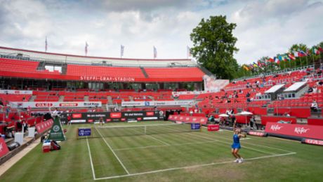 Porsche supports new WTA tournaments at successful premieres