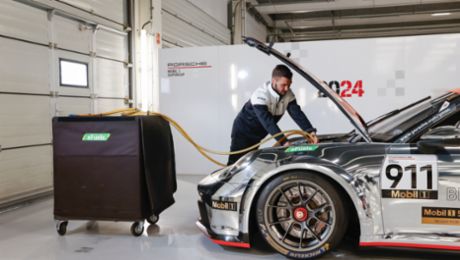 Premiere für den Porsche Mobil 1 Supercup mit eFuels