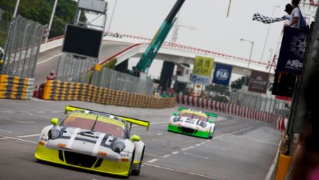 Macau: Best Porsche 911 GT3 R on the first grid row