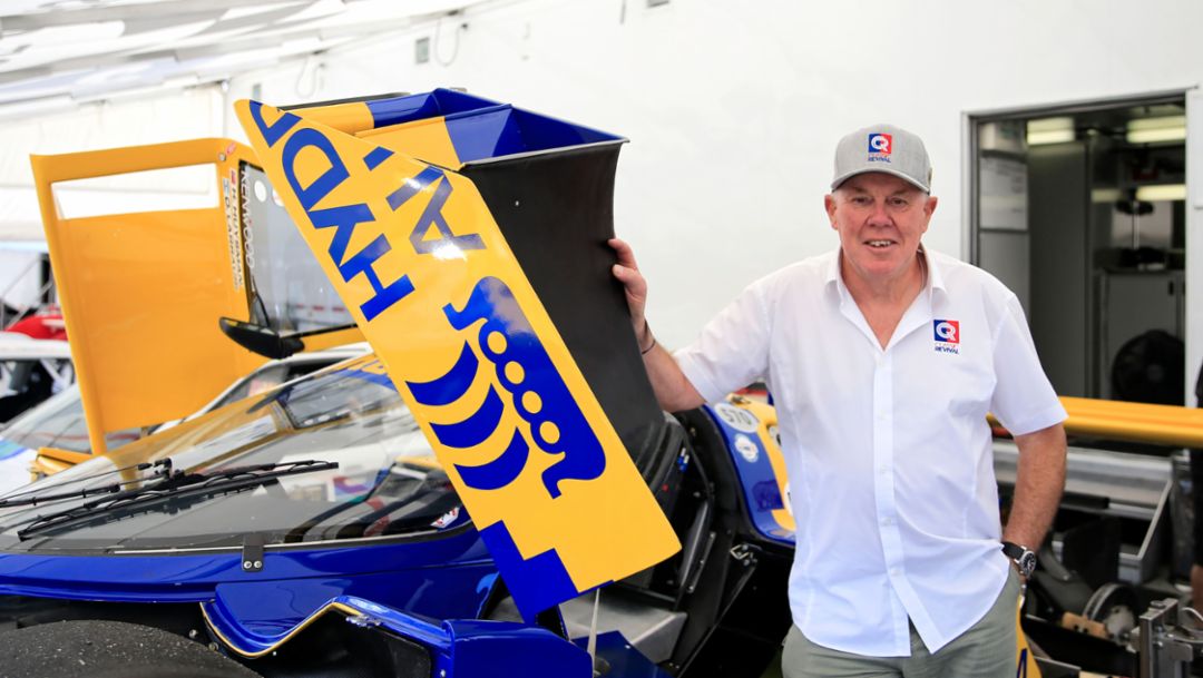 Paul Higgins, colecionista de modelos históricos. Rennsport Reunion VI, WeatherTech Raceway Laguna Seca, California, 2018, Porsche AG