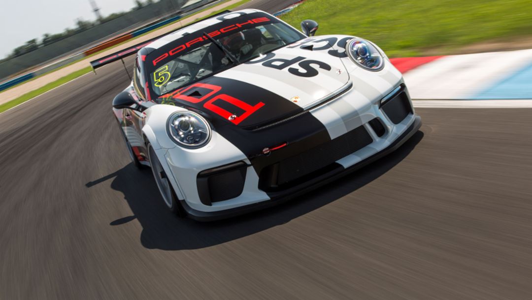 Porsche motorsport track test at the Lausitzring