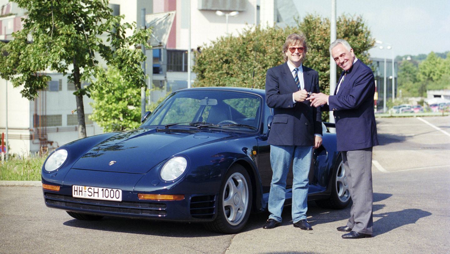 Justus Frantz and Harald Wagner, l-r, 959 Coupé, car collection, 1988, Porsche AG