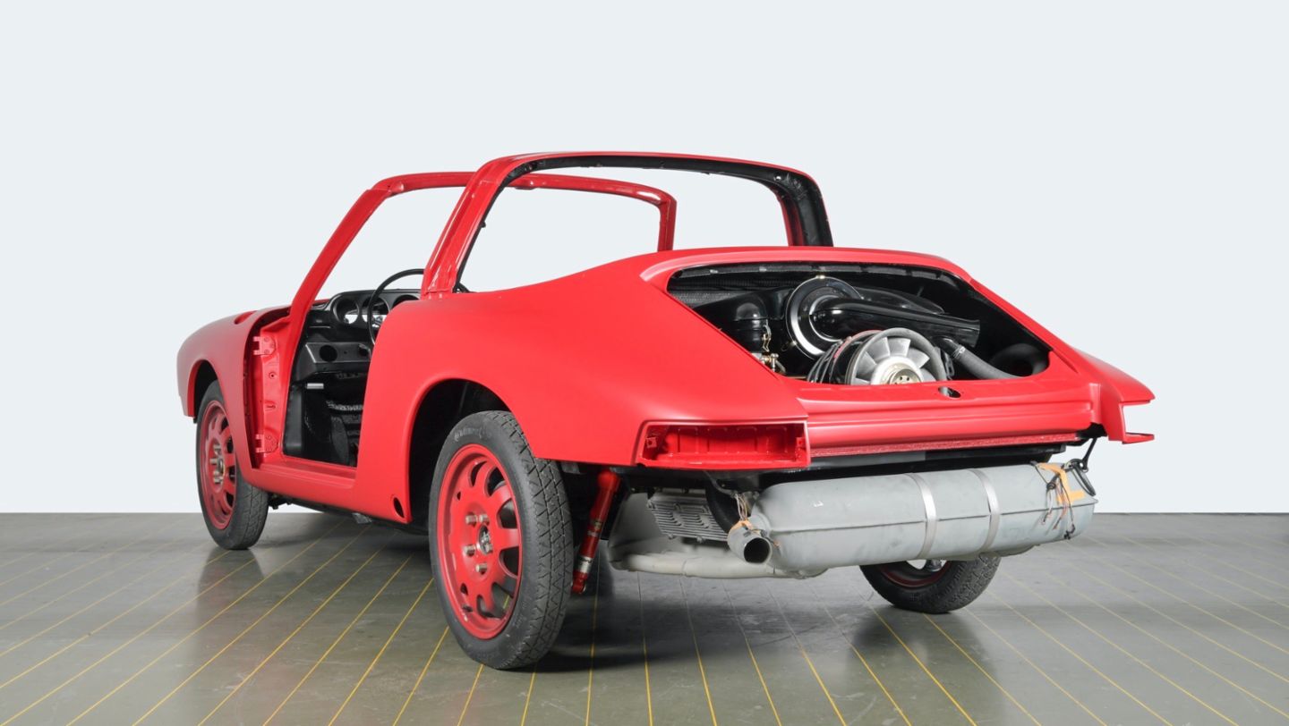 911 S Targa, Porsche Classic Factory Restoration, 2020, Porsche AG