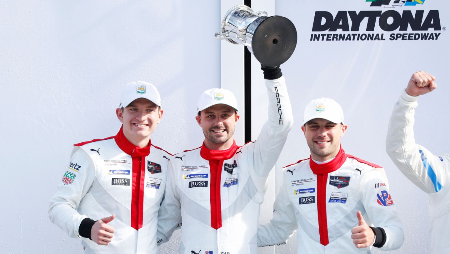 Mathieu Jaminet, Earl Bamber, Laurens Vanthoor (i-d), Campeonato IMSA WeatherTech SportsCar, prueba 1, Daytona/EE. UU., 2020, Porsche AG
