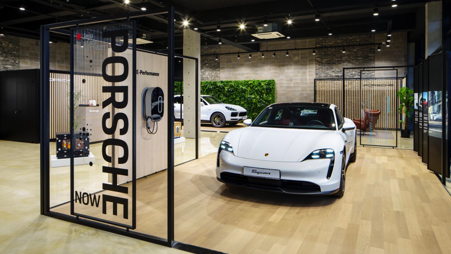 Taycan, Cayenne E-Hybrid, Pop-up Store Jeju, South Korea, 2021, Porsche AG