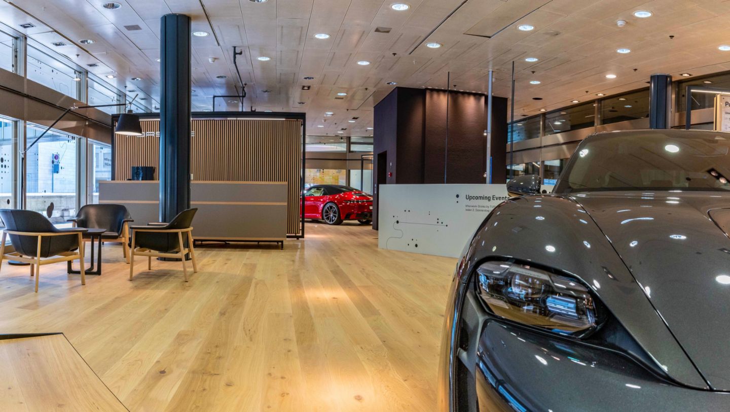 Taycan Turbo S, 911 Carrera GTS Cabriolet, Pop-up Store, Zurich, 2021, Porsche AG
