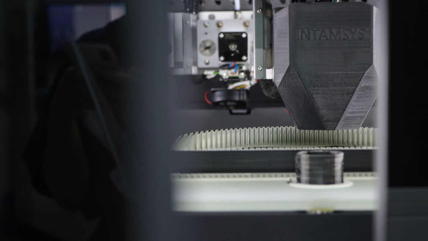 3D printer, Intamsys, 2021, Porsche AG