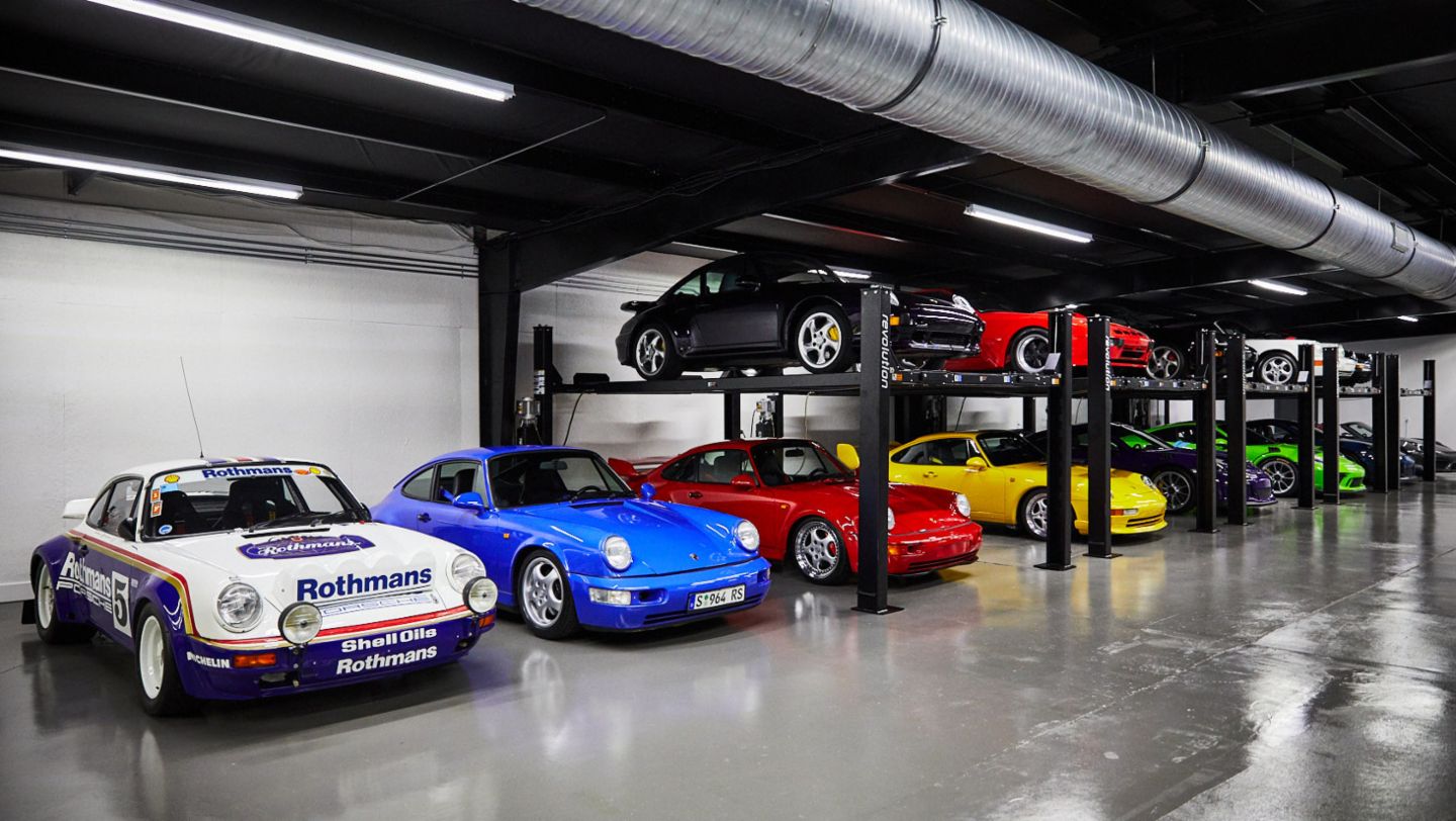 Die Sammlung ist eine Zeitreise durch die Generationen des Porsche 911. Besonderes Interesse liegt auf den RS-Versionen, 2021, Porsche AG