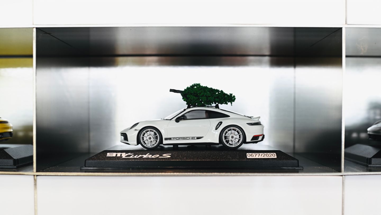 911 Turbo S, Porsche Experience Centre, Shanghai, 2022, Porsche AG
