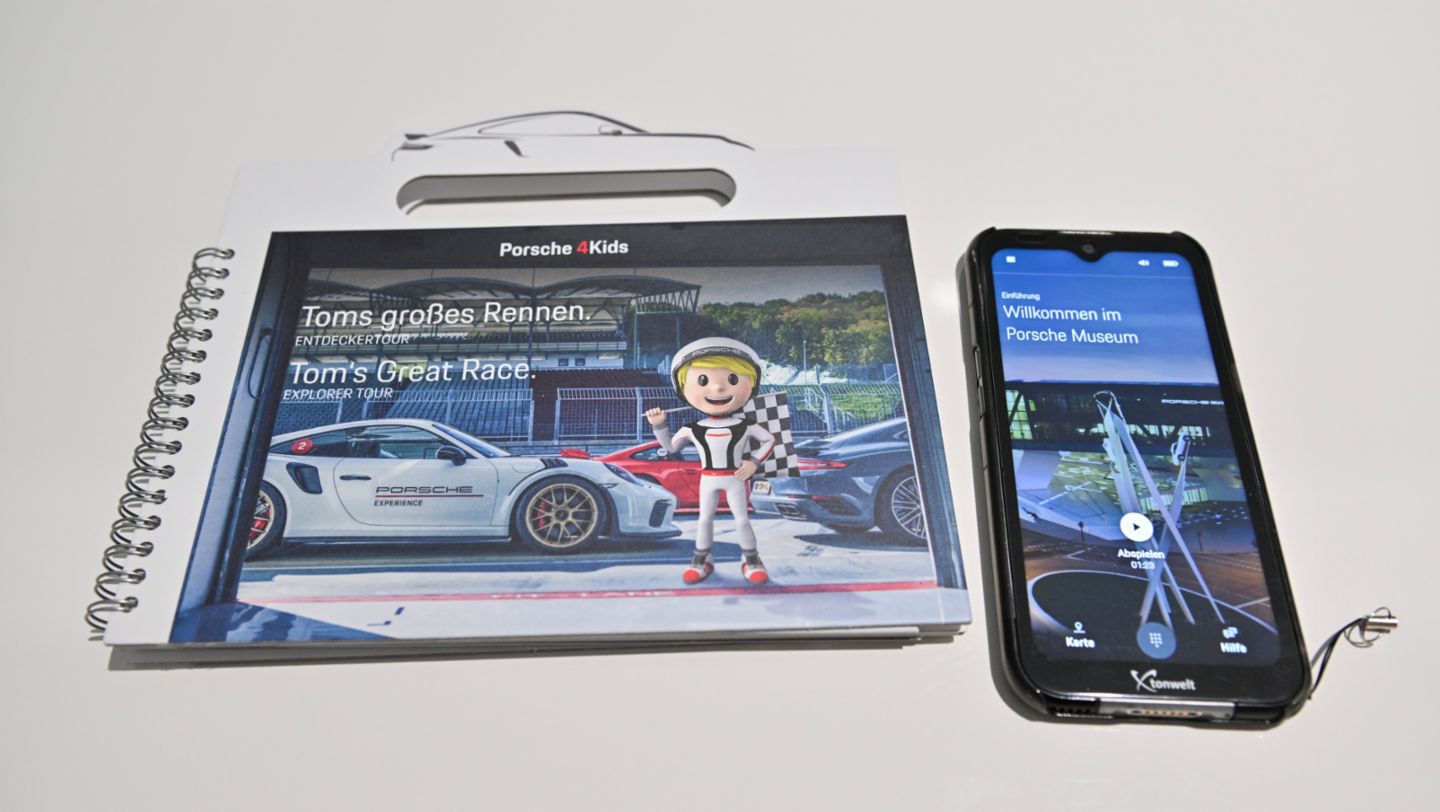 The Porsche 4Kids activity book, 2023, Porsche AG