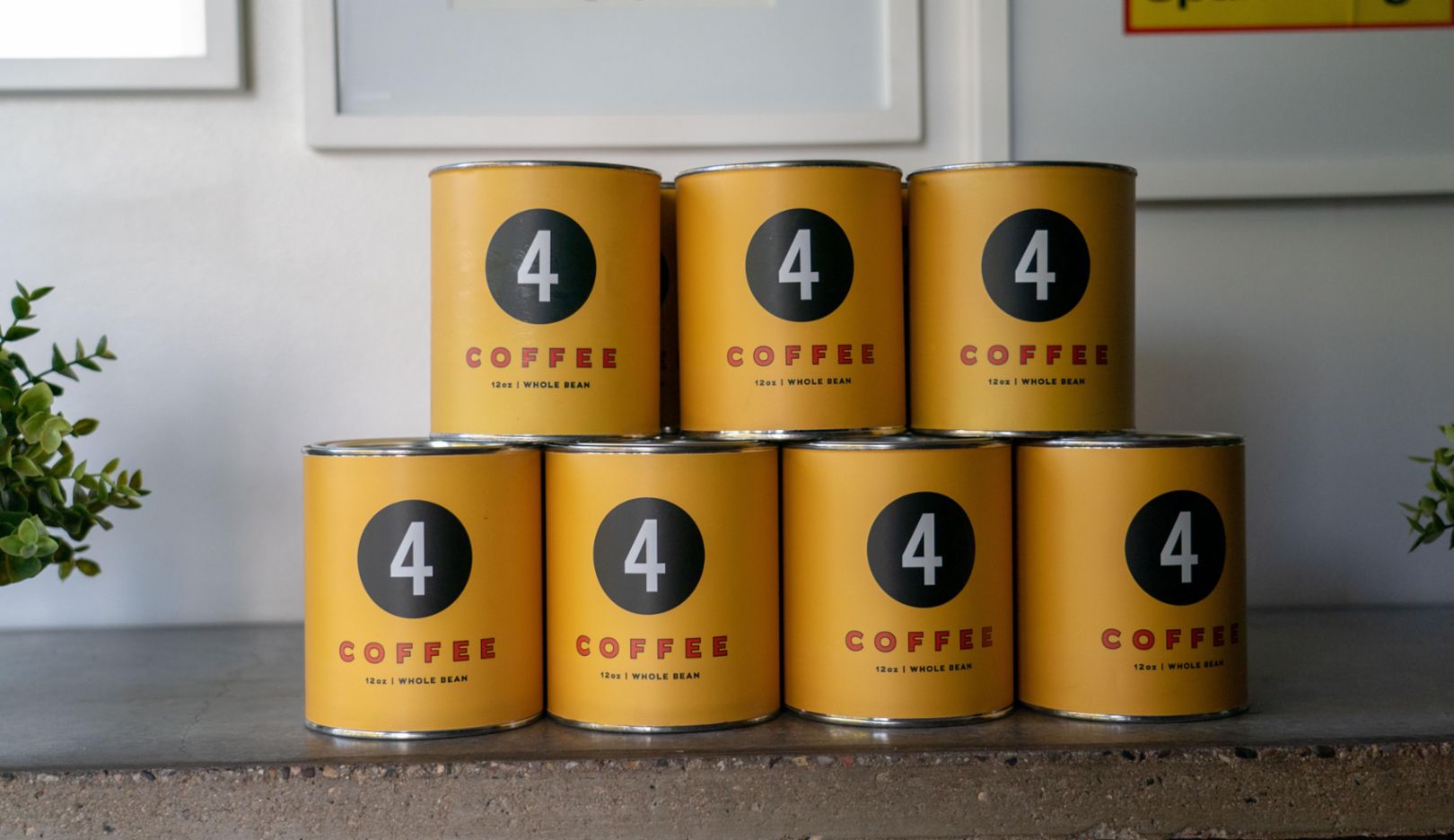 No coincidence: the coffee beans come from Casey's favorite café: Fourtillfour. A subtle reference to the legendary Porsche 356.