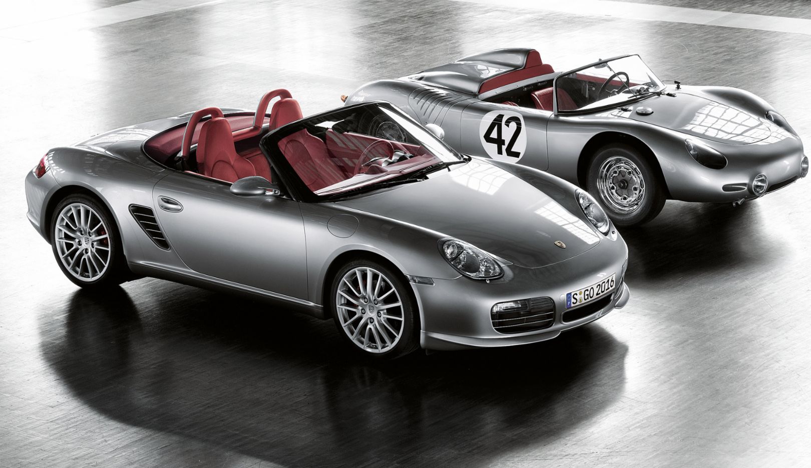 987 generation: Boxster RS 60 Spyder special edition (2007). With another exclusive special series of the Boxster S, Porsche commemorates Hans Herrmann and Olivier Gendebien’s historic triumph in 1960 at the twelve-hour race in Sebring, Florida. The Boxster RS 60 Spyder makes its début in March 2008, shortly after Hans Herrmann's eightieth birthday.