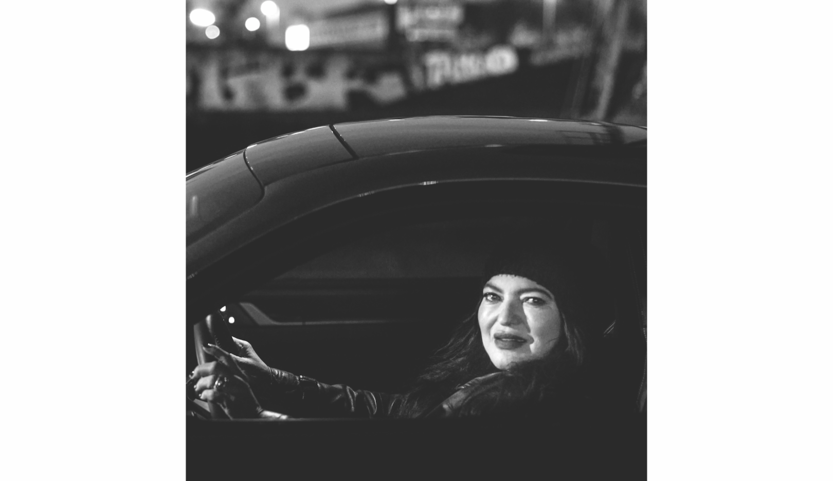Für Dörte Spengler-Ahrens hat das Fahren mit dem Porsche etwas Therapeutisches: Es verstärkt die Lebensfreude. 