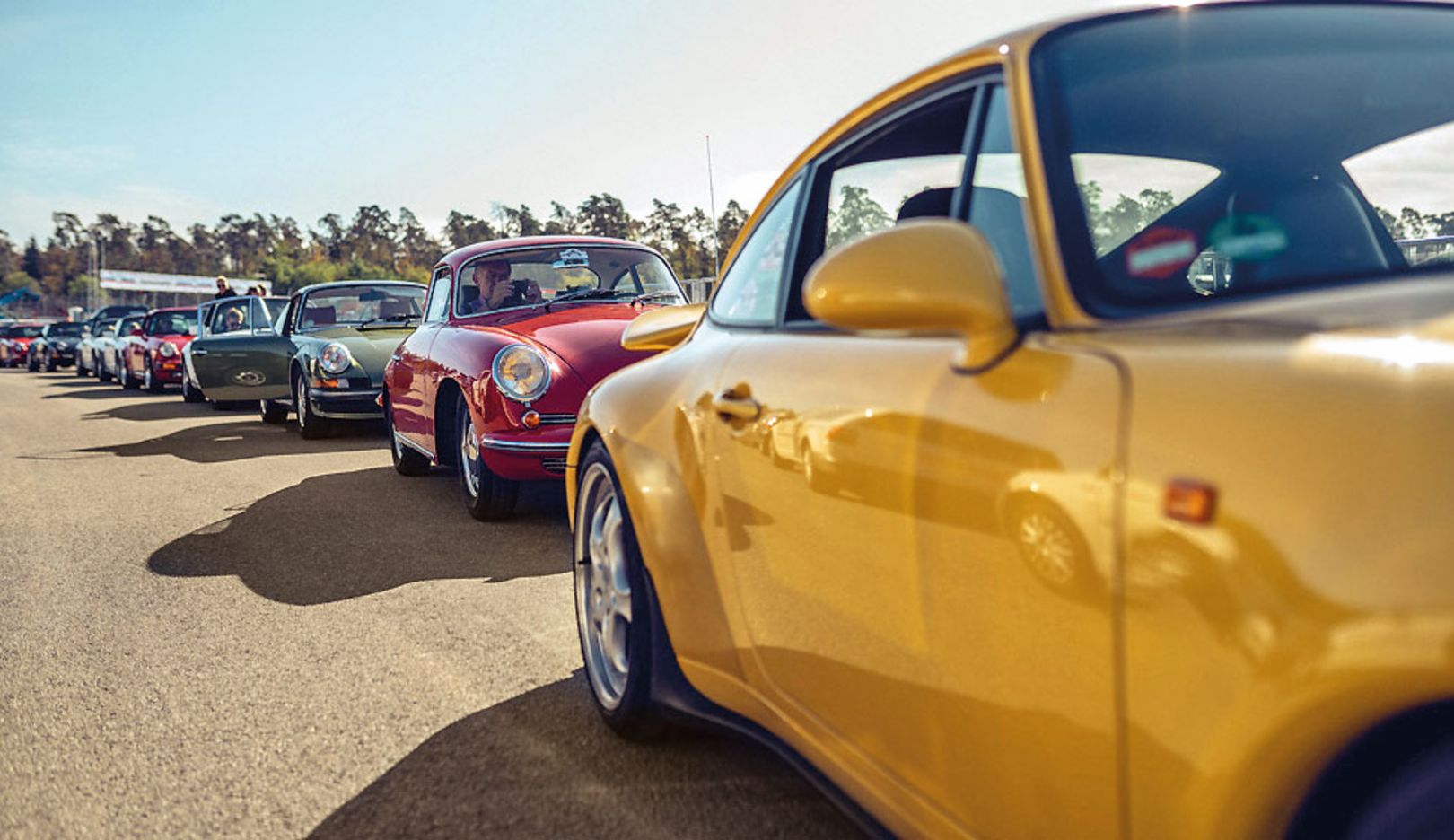 Zwei Tage lang wird gefeiert: Beim Festival of Dreams kommt die große Porsche Community auf dem Hockenheimring zusammen.