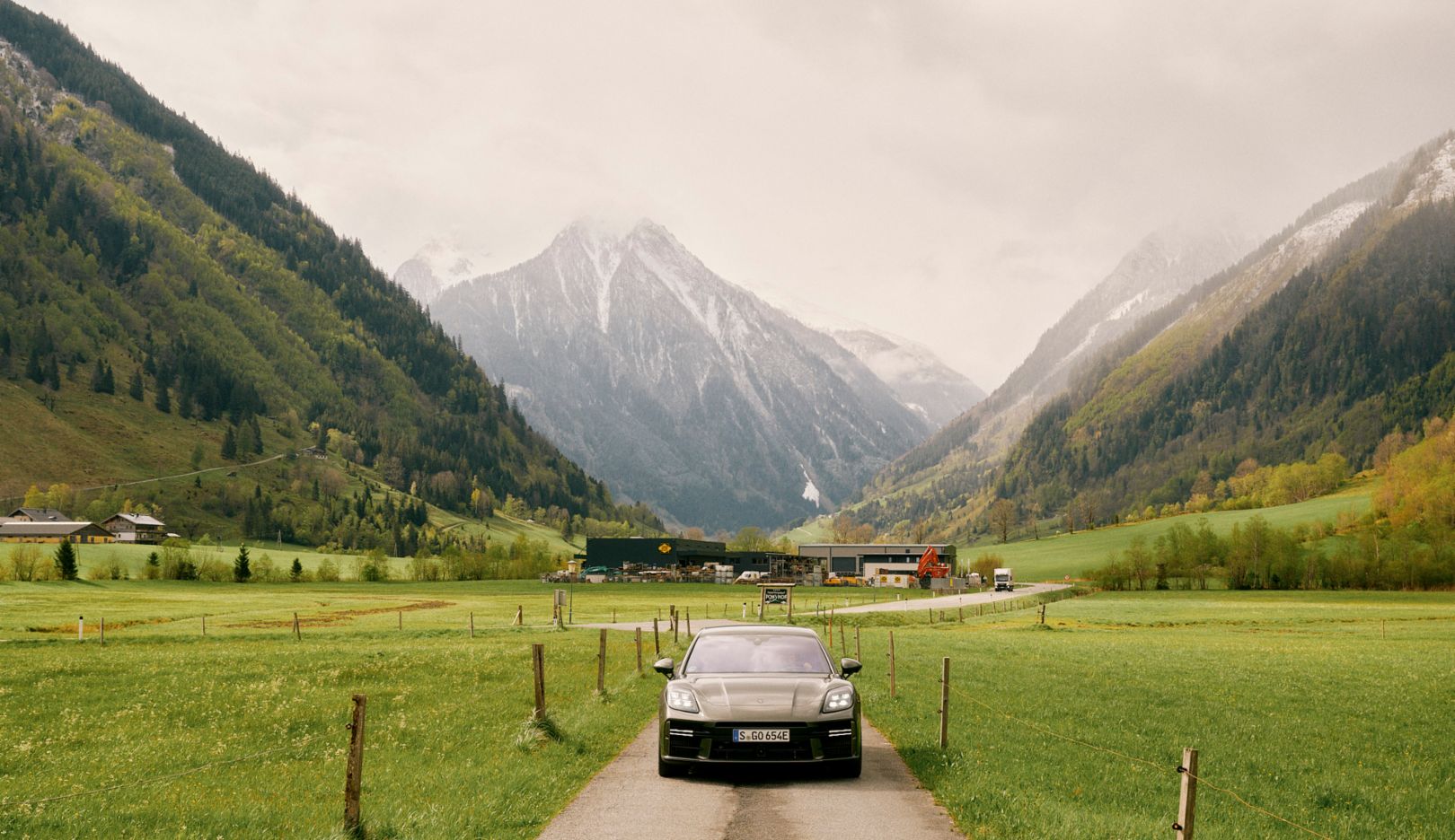 El Panamera en Zell am See, uno de los lugares más importantes para la marca Porsche.