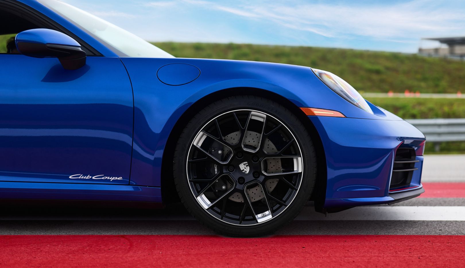 Porsche 911 Club Coupe celebrates seven decades of Porsche Club of