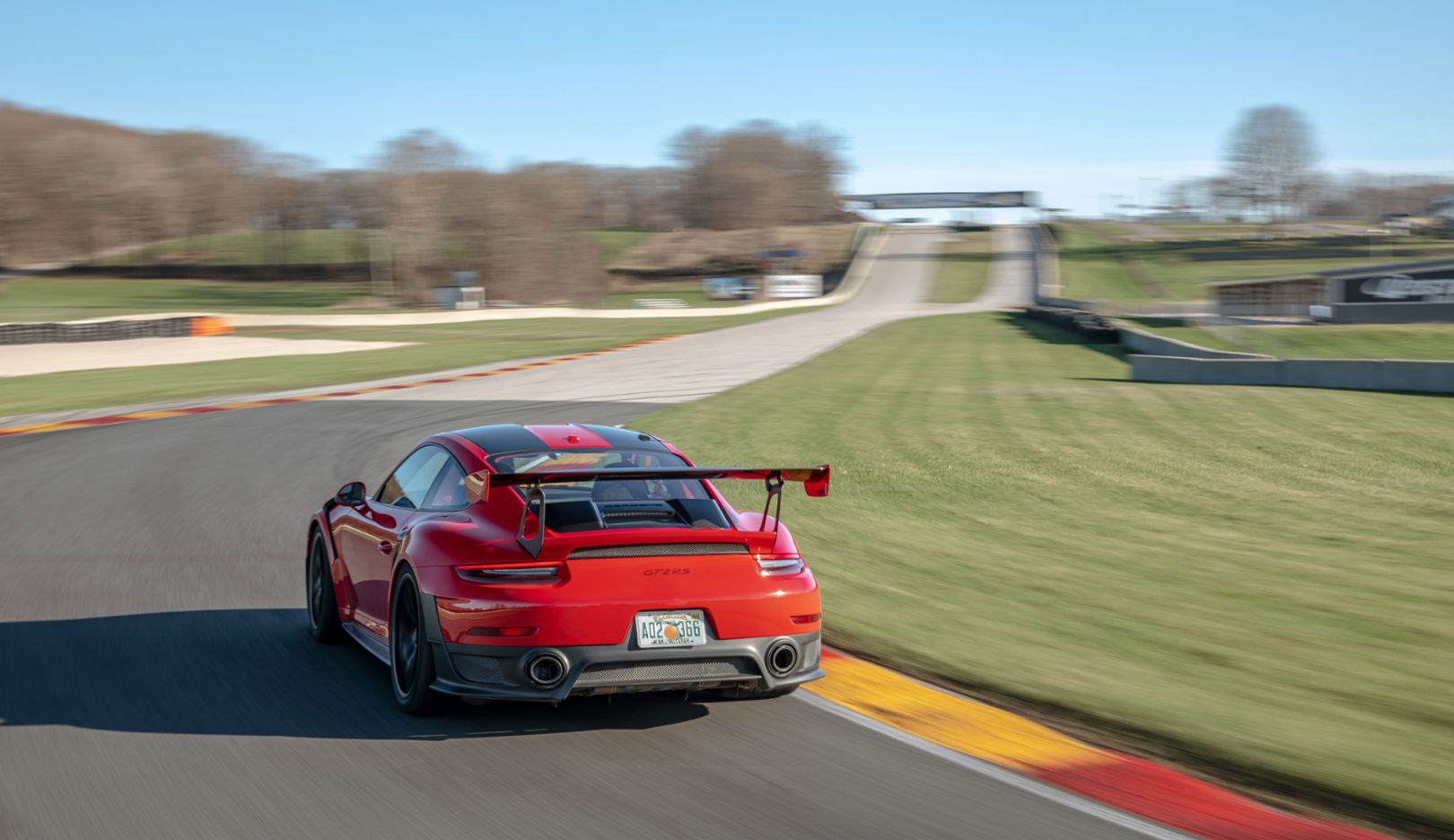 Porsche 911 GT2 RS sets production car lap record at Road America  