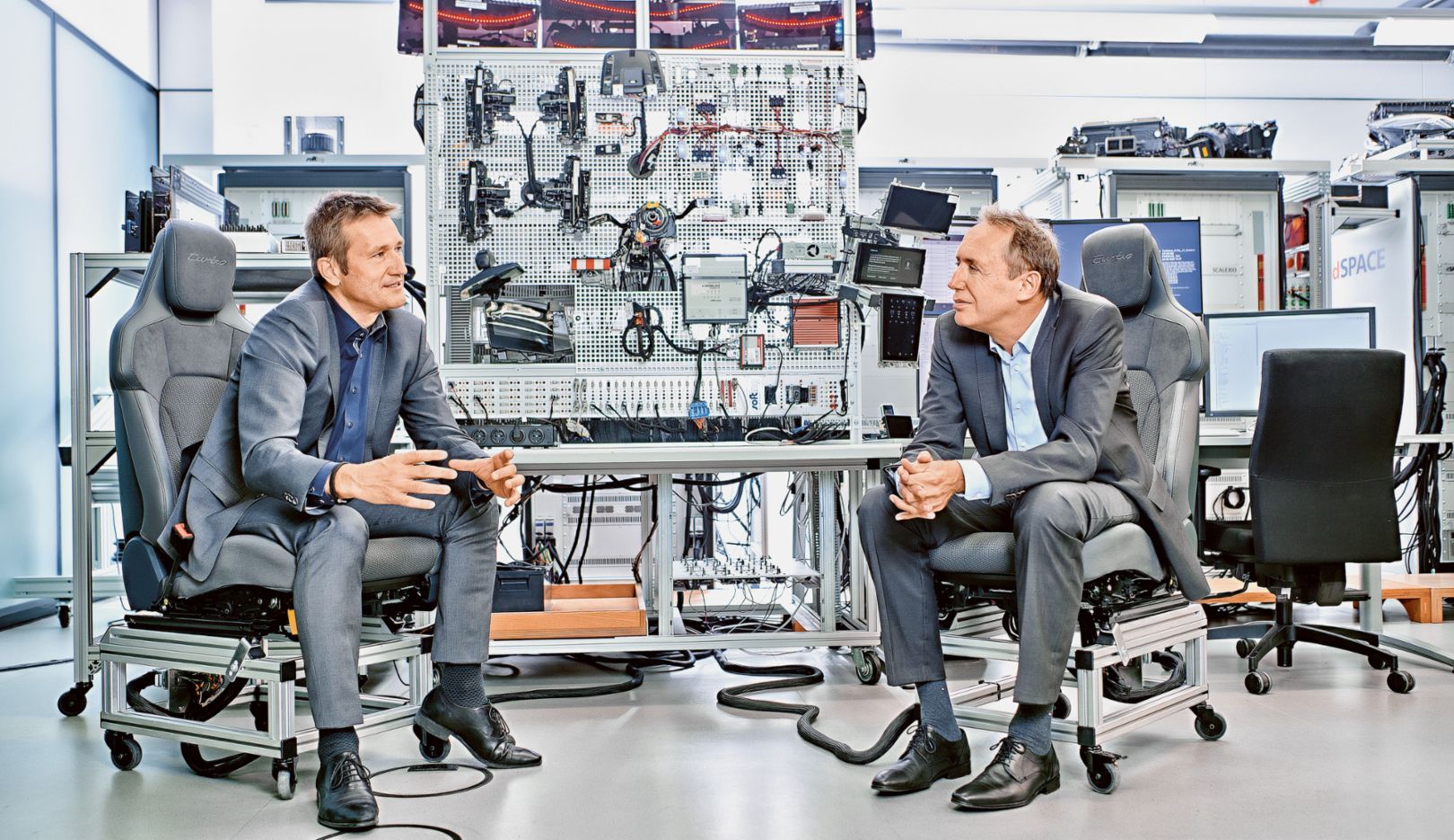 Oliver Seifert, Dirk Lappe, l-r, 2021, Porsche AG
