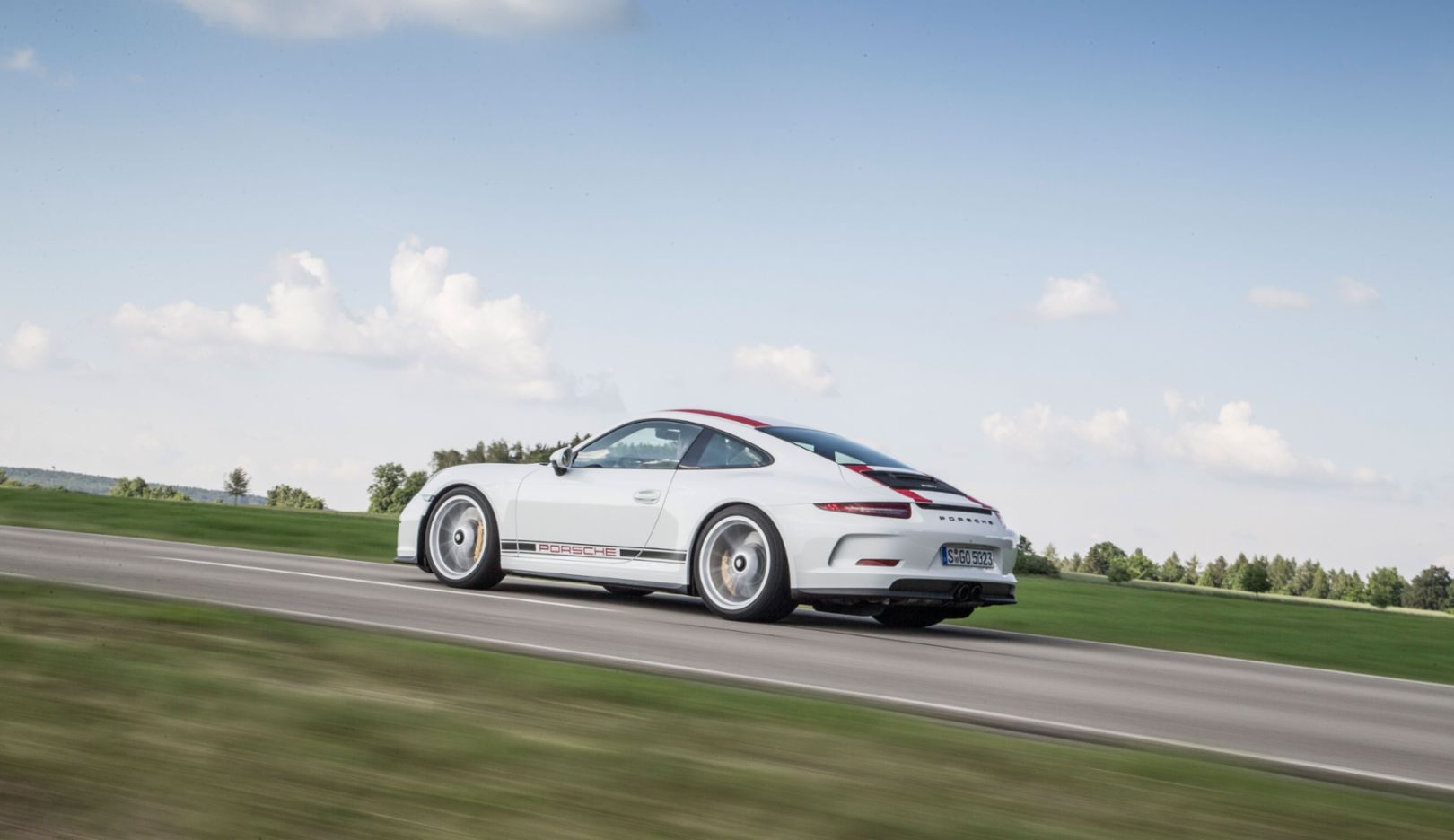 911 R, 2016, Porsche AG