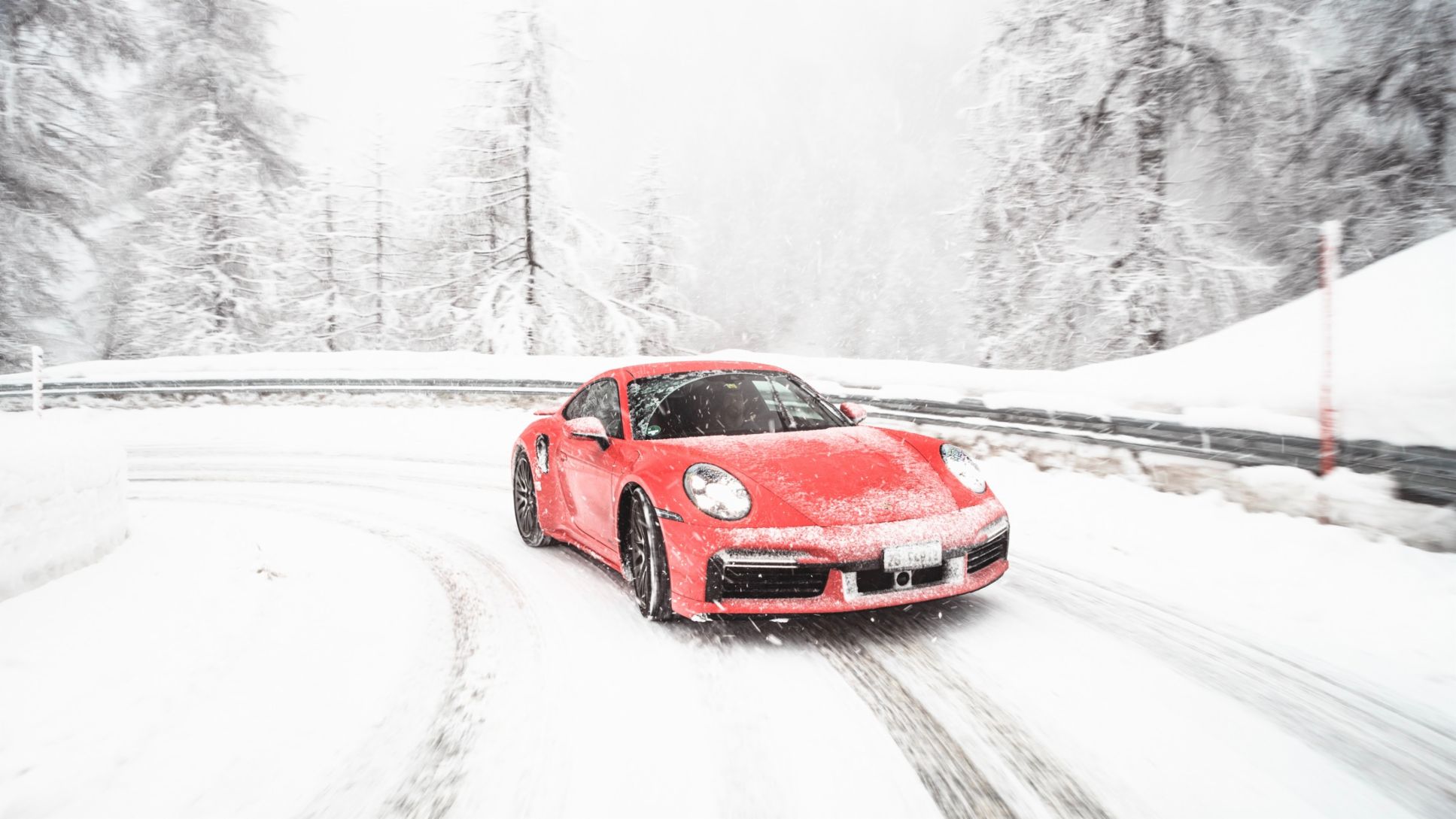 911 Turbo, Juf, Val d’Avers, 2021, Porsche Schweiz AG