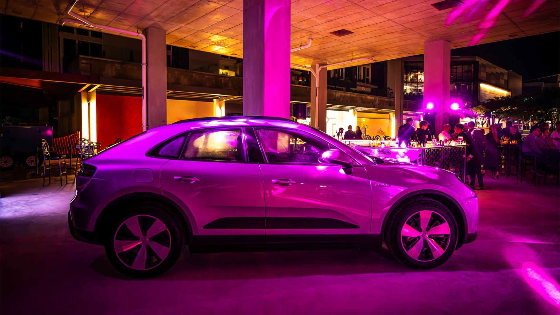 El Macan 4 eléctrico ofrece características E-Performance.