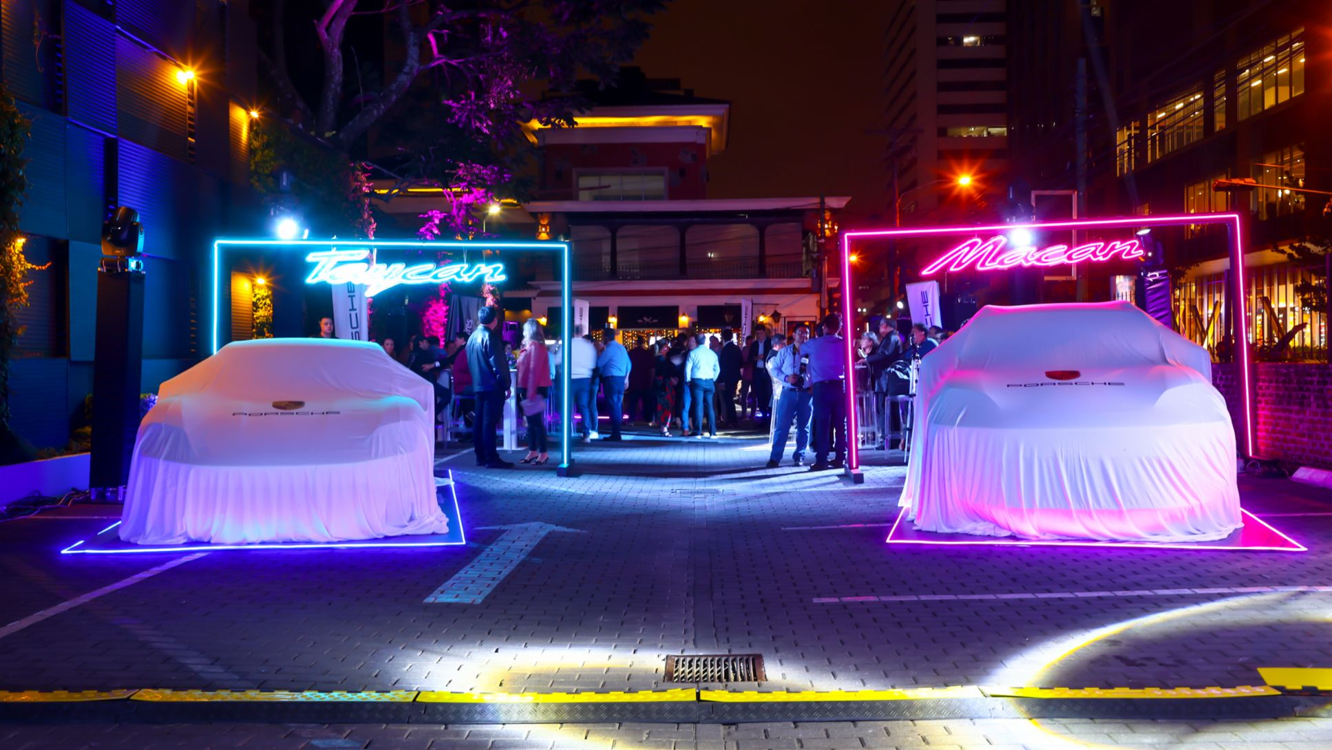 Porsche Guatemala presenta el nuevo Macan eléctrico y el Taycan actualizado