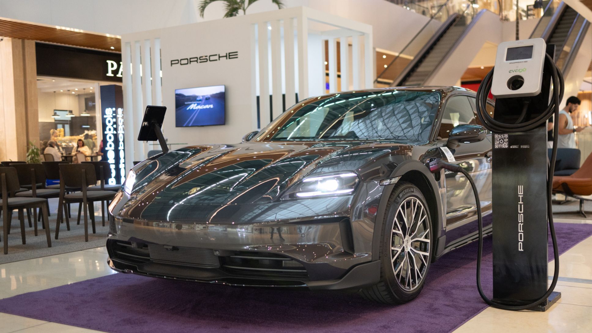 Porsche Taycan 4 Eléctrico