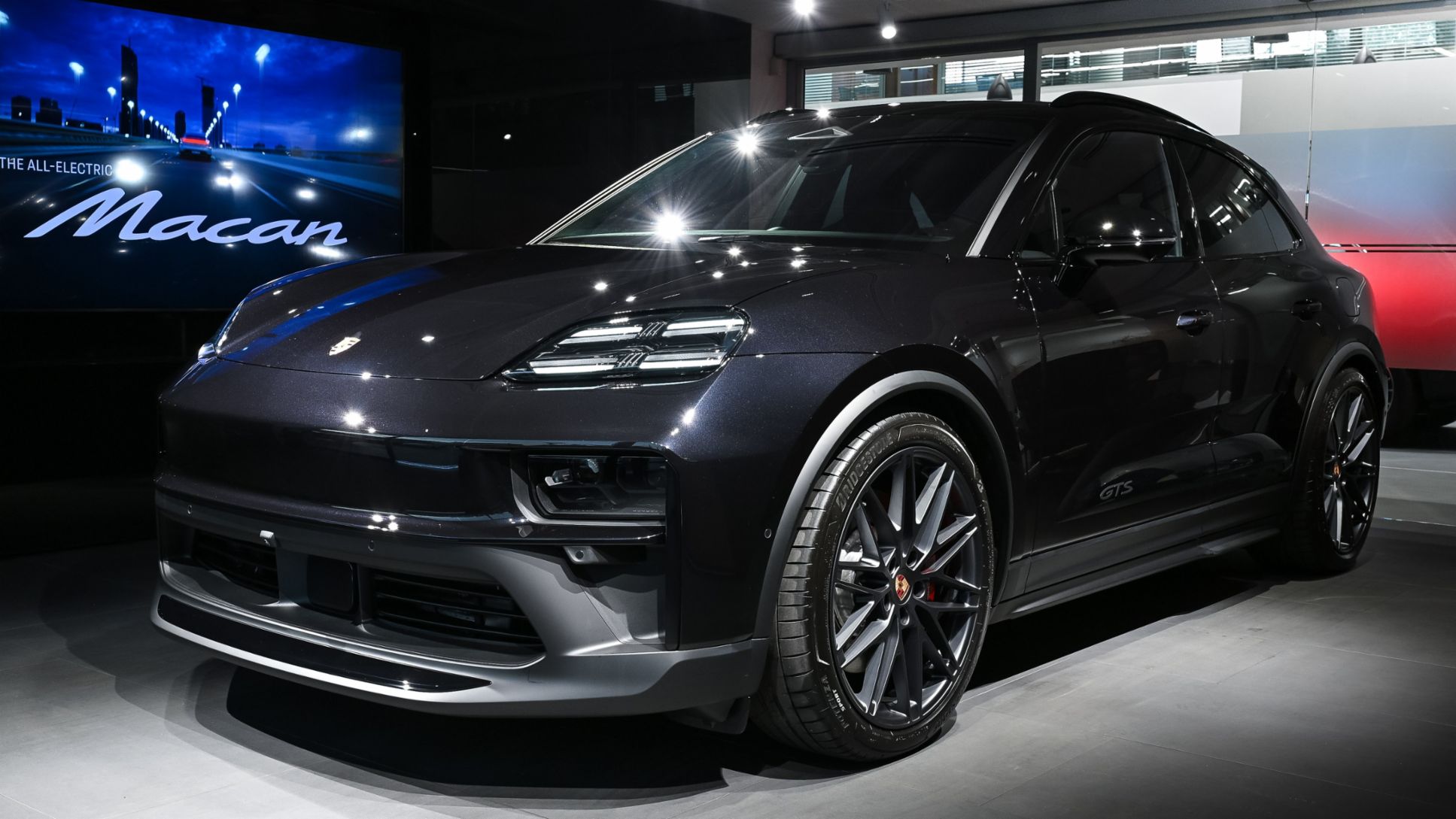 Porsche Macan GTS, Porsche Center Santiago, Chile, 2026