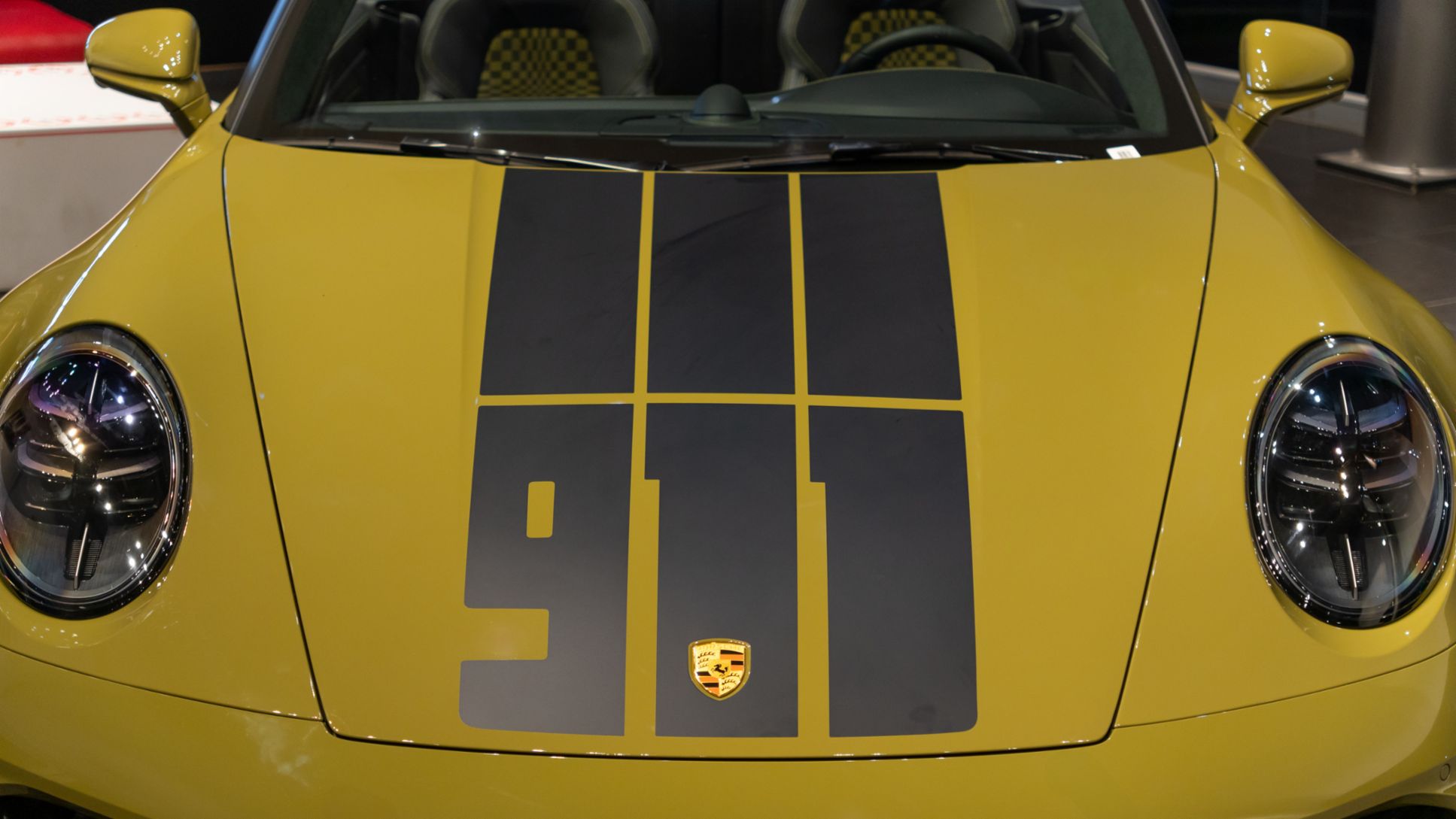 Porsche 911 Spirit 70, Lanzamiento El Salvador, 2026.