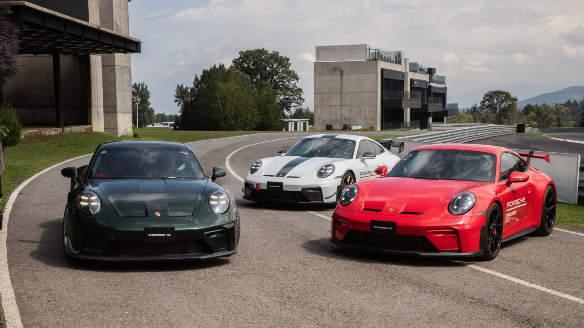 Presentaci&oacute;n en M&eacute;xico del kit Manthey para el Porsche 911 GT3; Porsche Driving Center M&eacute;xico, Porsche de M&eacute;xico, 2026.