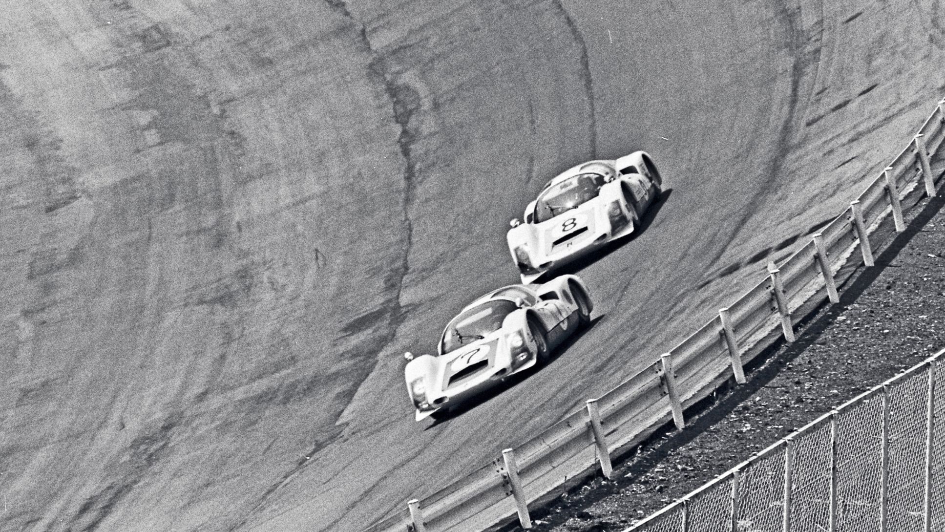 Gran Premio de Japón 1967. Porsche 906 Carrera, Tetsu Ikuzawa y Tadashi Sakai. Foto: The Asahi Shimbun (Getty Images)