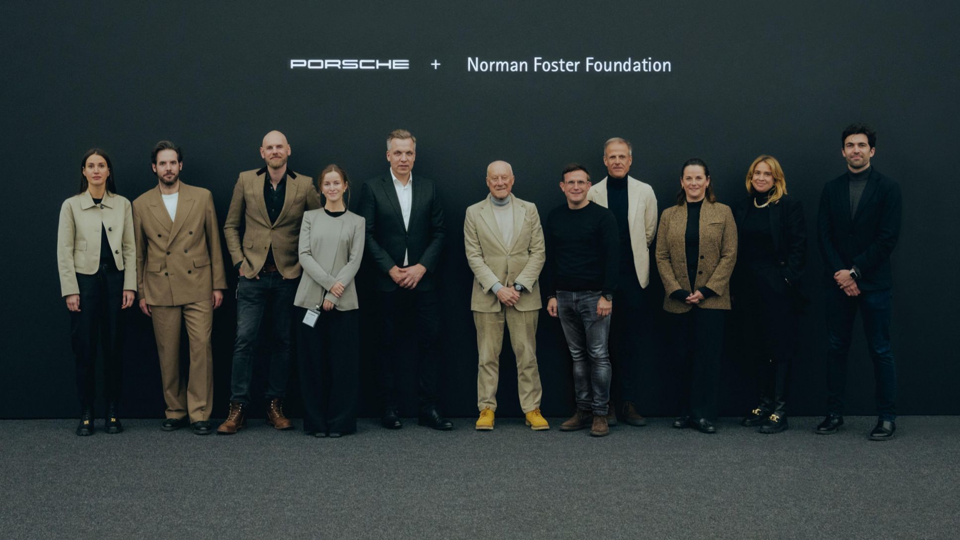 Porsche collabora con la Norman Foster Foundation nel contesto di “The Art of Dreams”