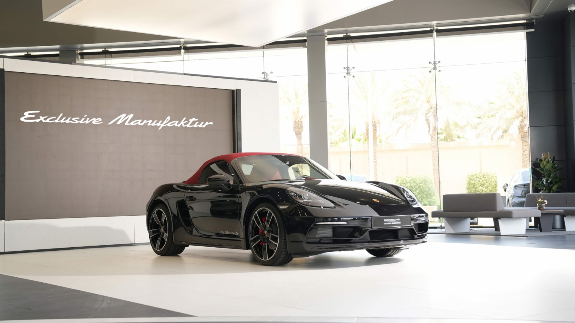 718 Boxster S, Showroom, Porsche Exclusive Manufaktur, Riyadh, Saudi Arabia, 2025, Porsche Middle East